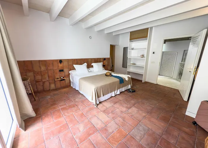 Boutique Noualt מלון