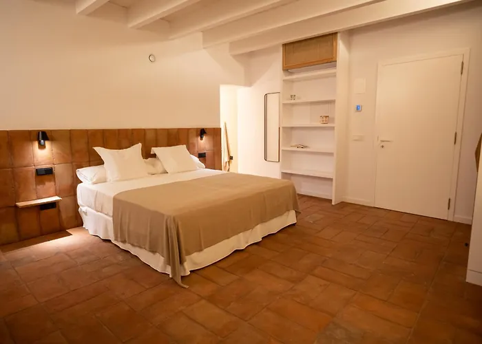 Boutique Noualt פרריאס