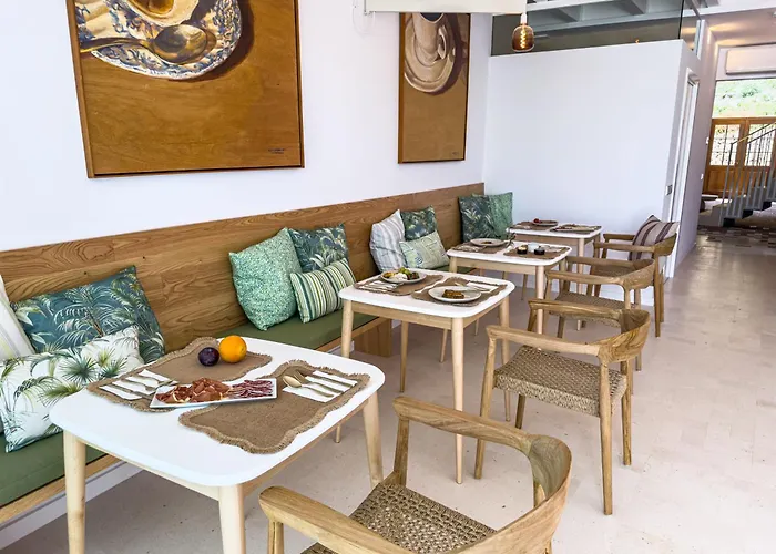 Boutique Noualt מלון *